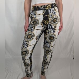 Unisex sz. M funky print black/white pants